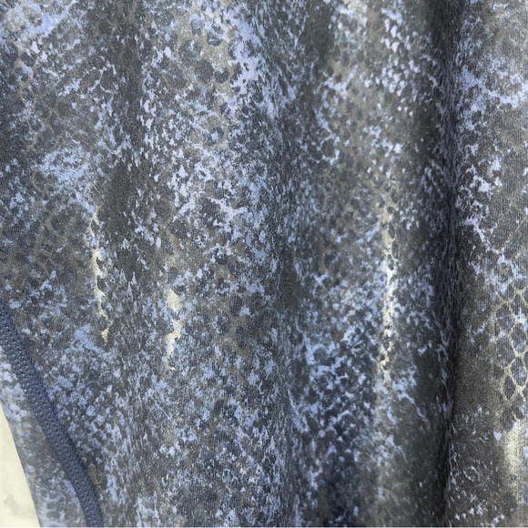 Ideology Believe in Movement Snake Print Fluid Ankle/Crop Leggings 3X NWOT - Picture 3 of 6